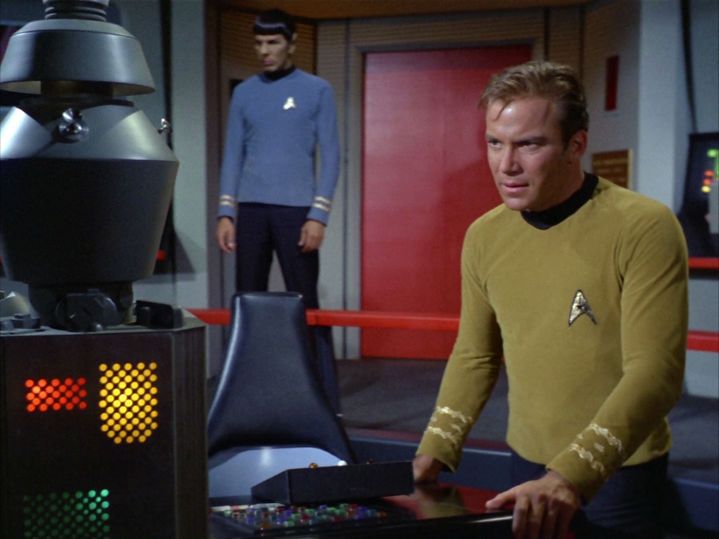 ariane179254_StarTrek_2x03_TheChangeling_0701.jpg