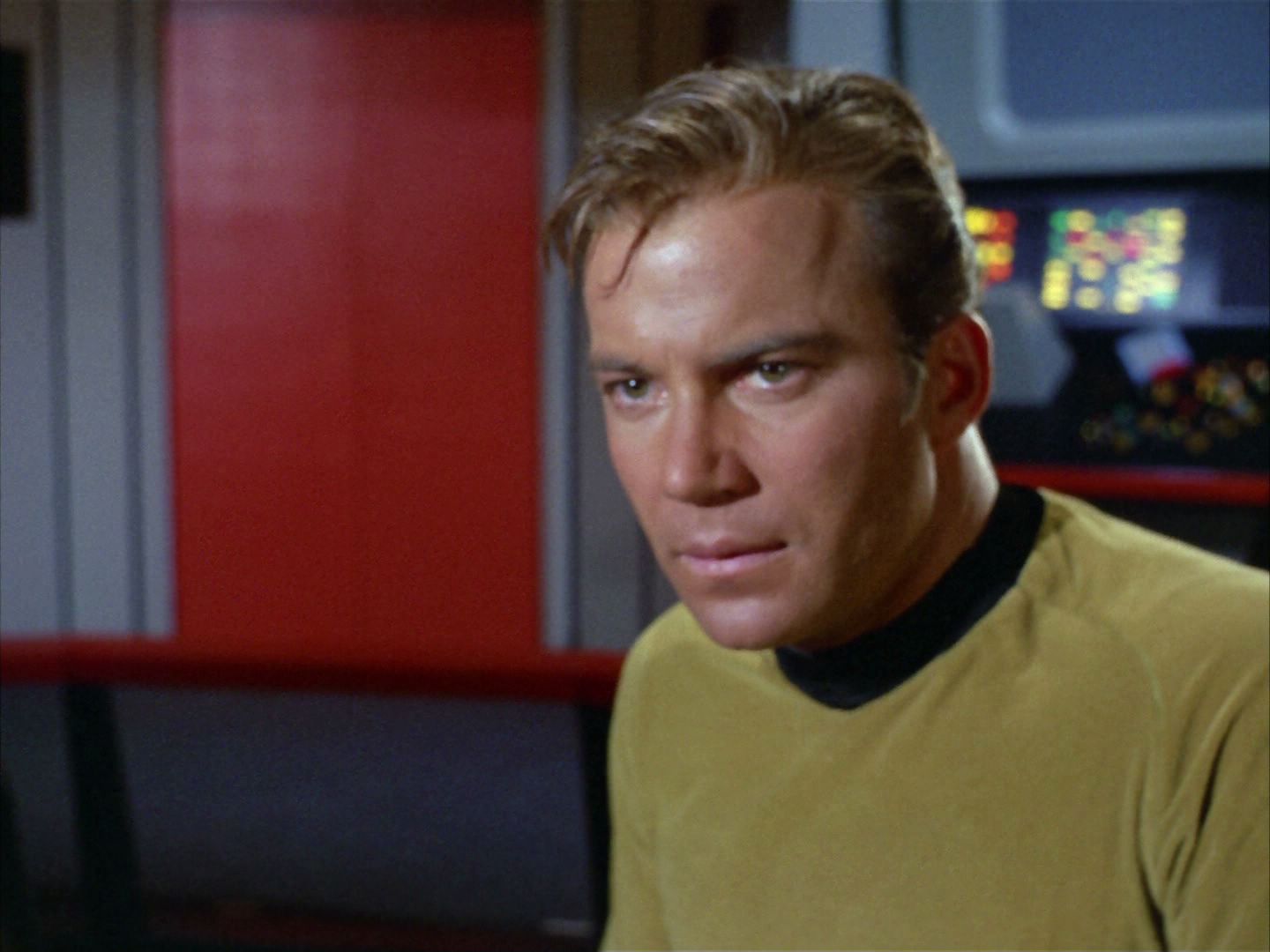 ariane179254_StarTrek_2x03_TheChangeling_0727.jpg