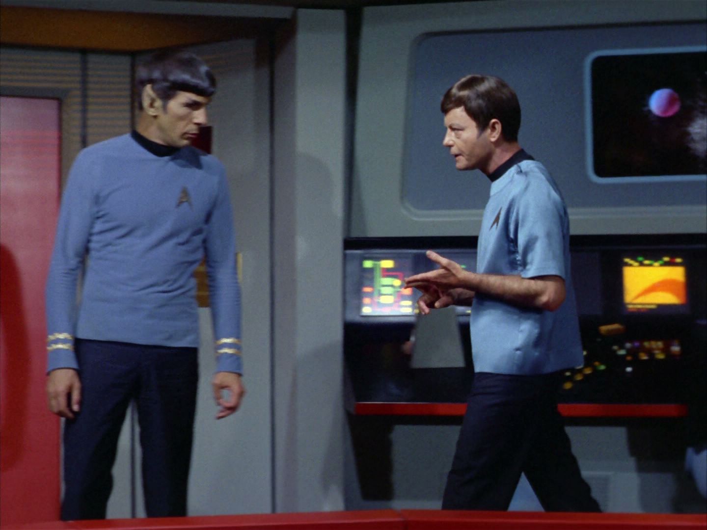 ariane179254_StarTrek_2x03_TheChangeling_0741.jpg