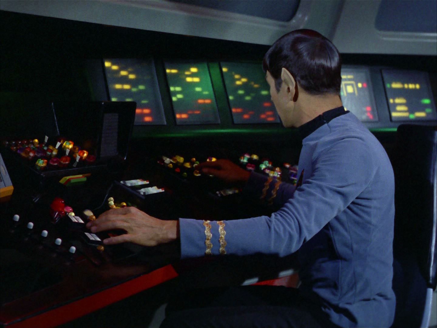 ariane179254_StarTrek_2x03_TheChangeling_0746.jpg