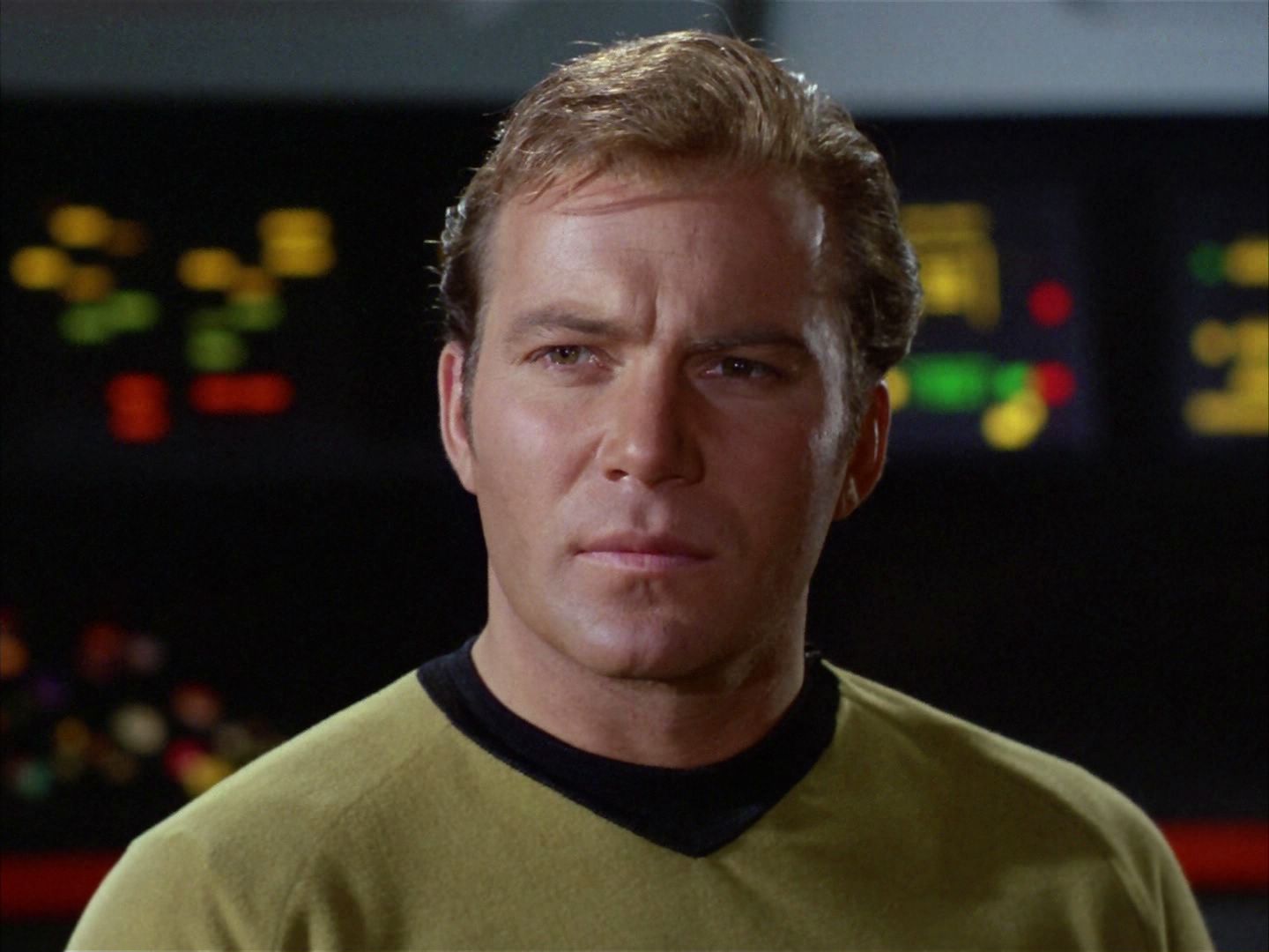 ariane179254_StarTrek_2x03_TheChangeling_0768.jpg
