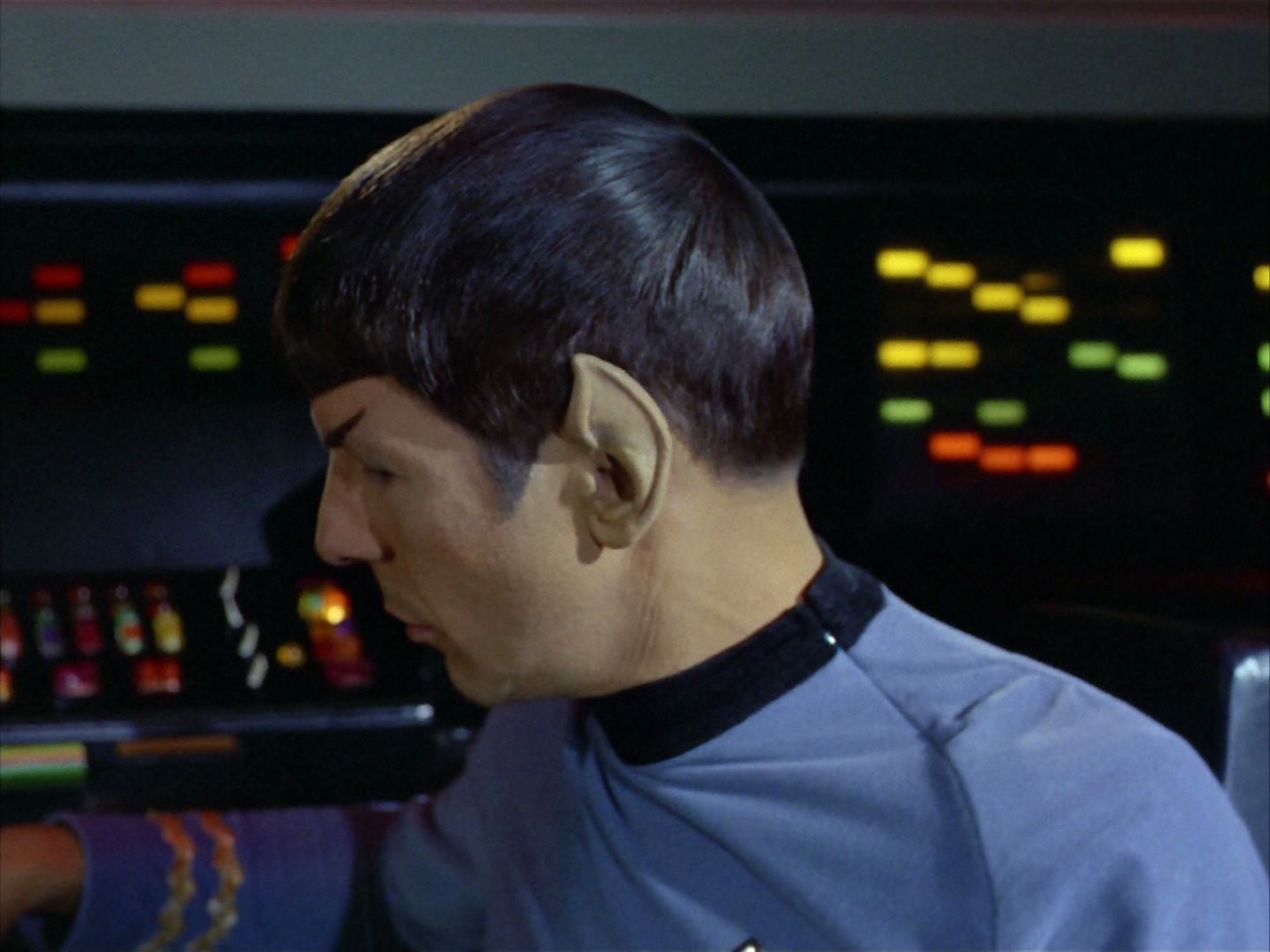 ariane179254_StarTrek_2x03_TheChangeling_0771.jpg