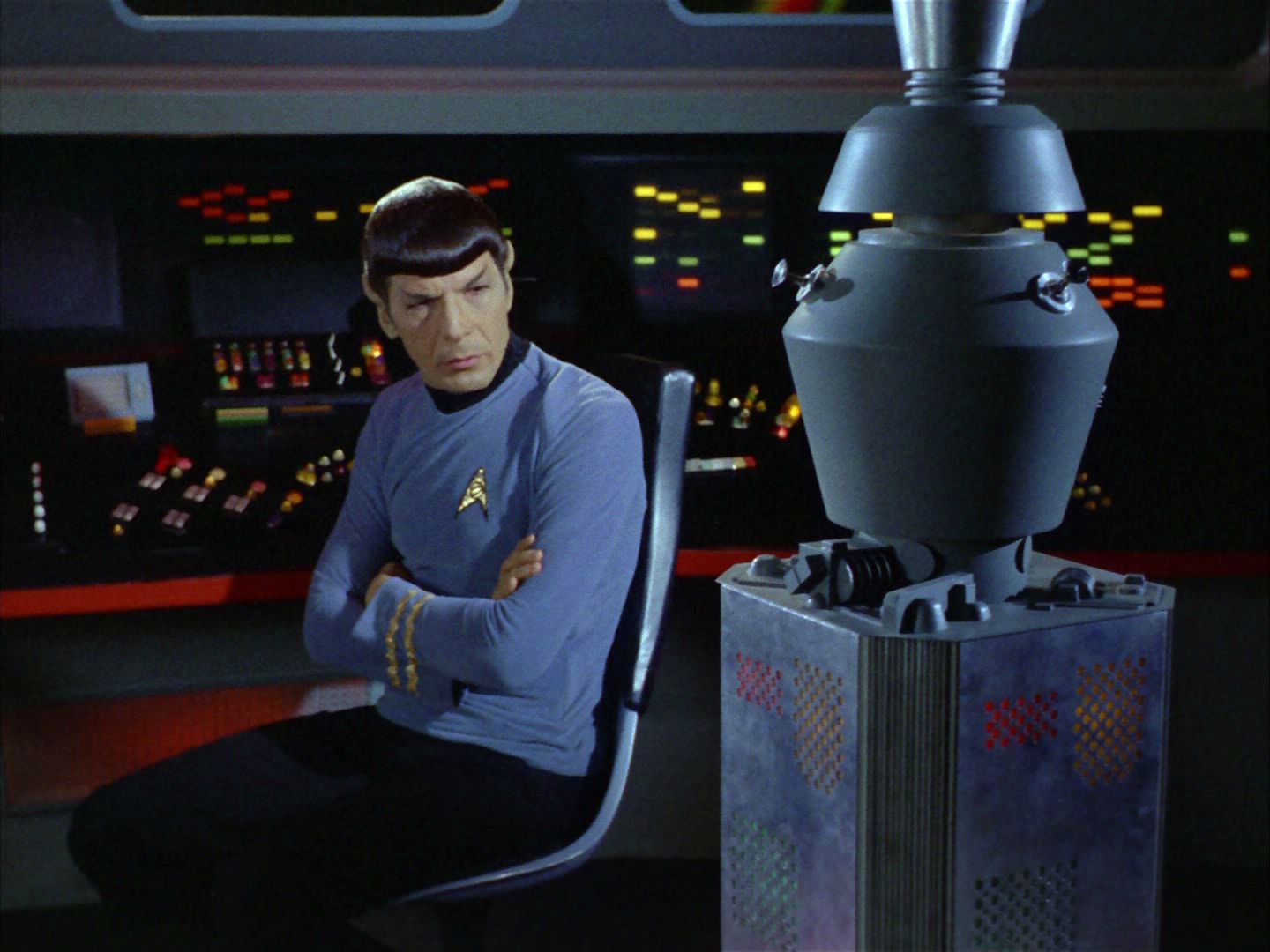 ariane179254_StarTrek_2x03_TheChangeling_0776.jpg