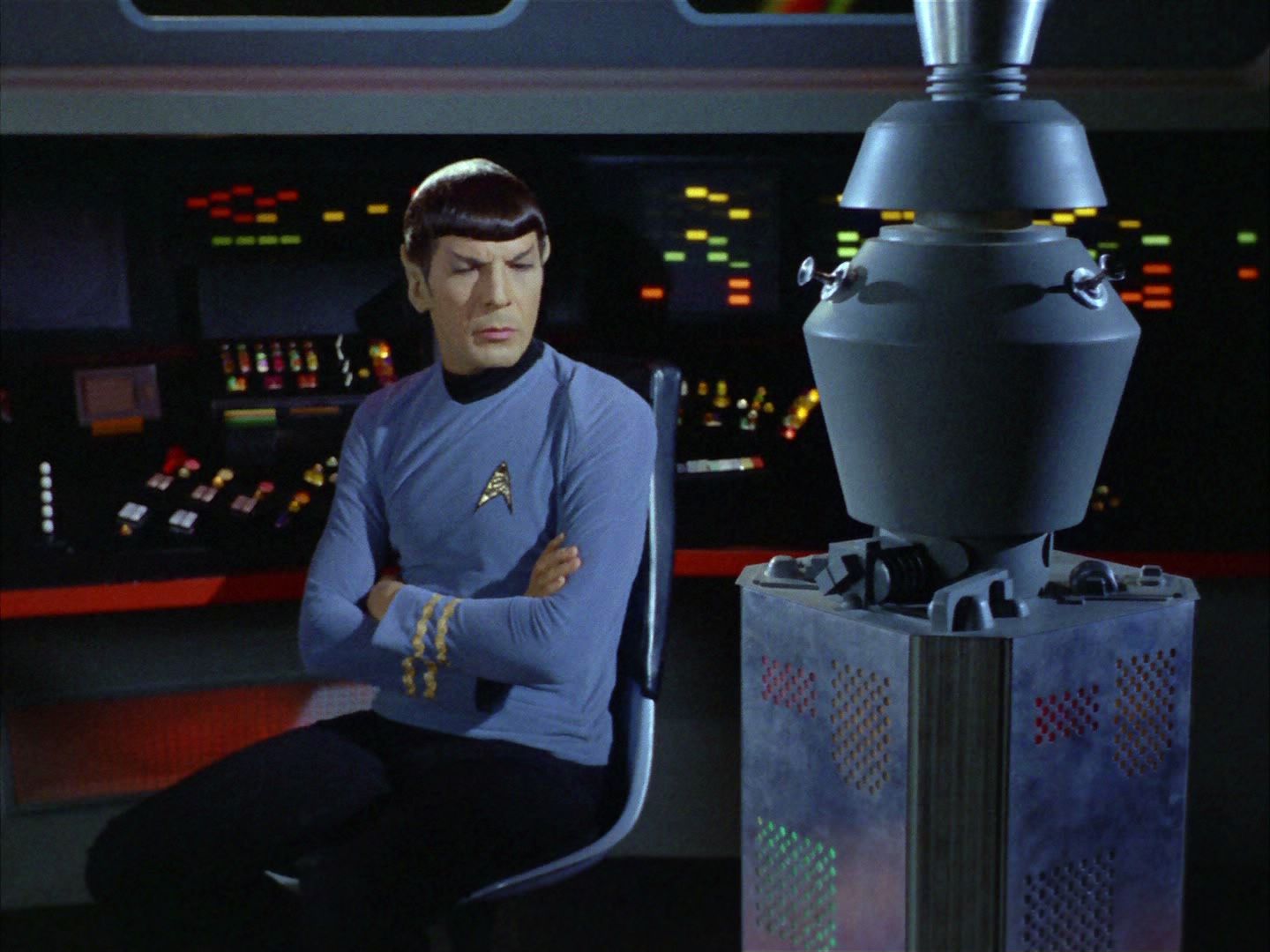 ariane179254_StarTrek_2x03_TheChangeling_0783.jpg