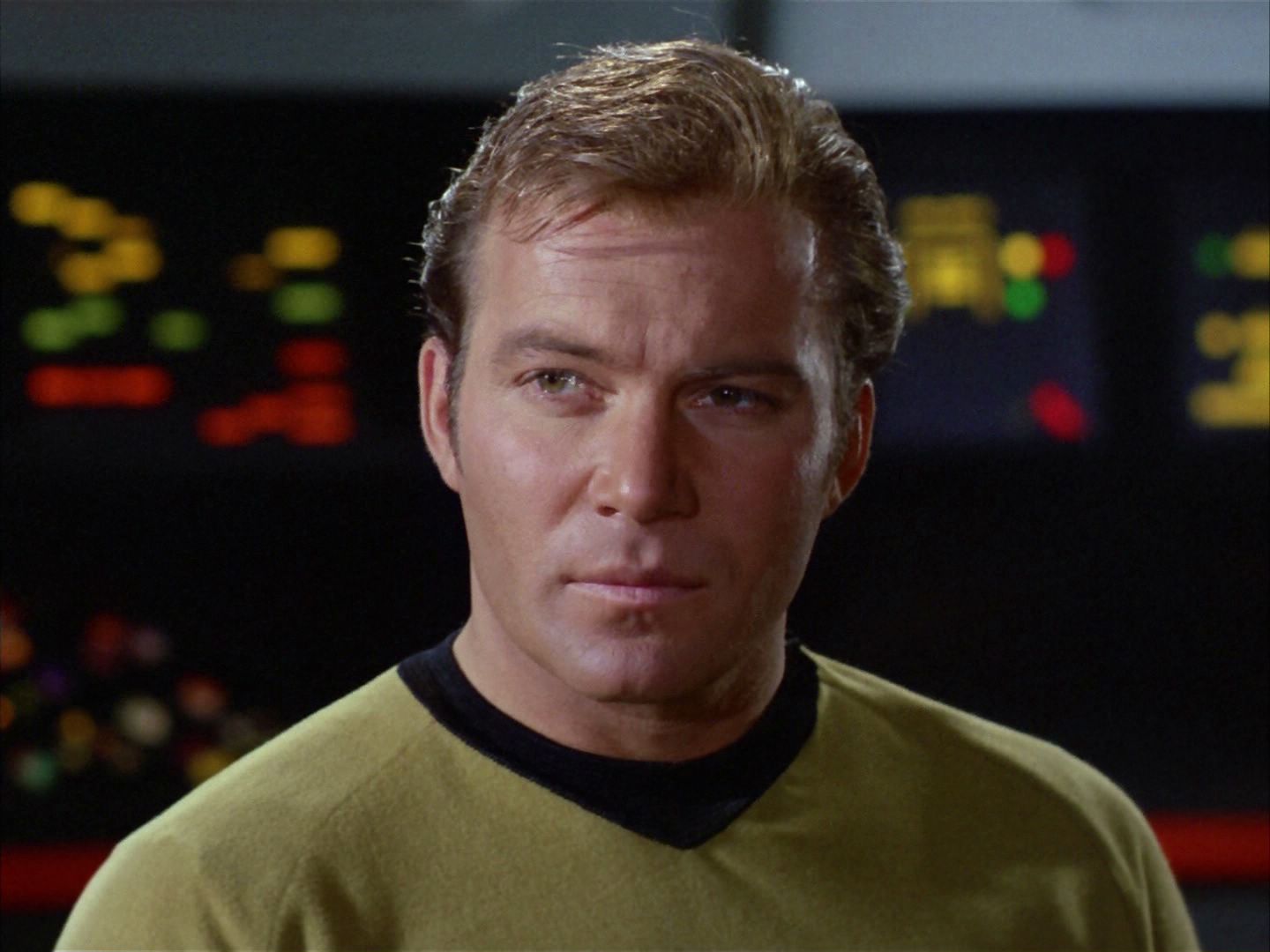 ariane179254_StarTrek_2x03_TheChangeling_0784.jpg