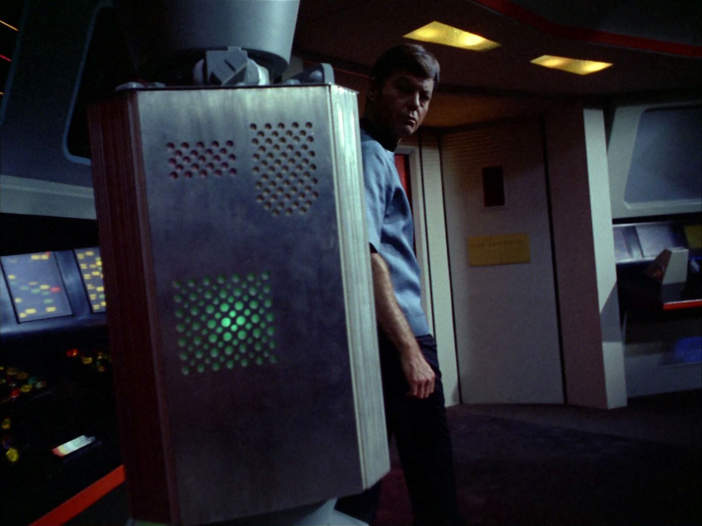 ariane179254_StarTrek_2x03_TheChangeling_0792.jpg