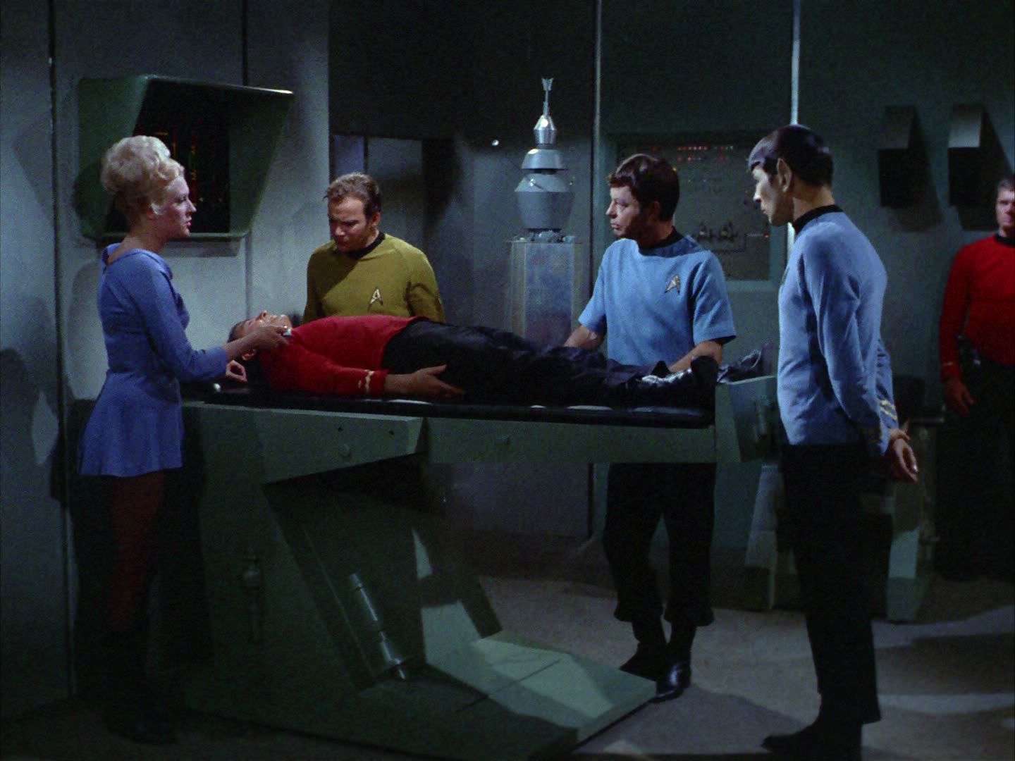 ariane179254_StarTrek_2x03_TheChangeling_0814.jpg