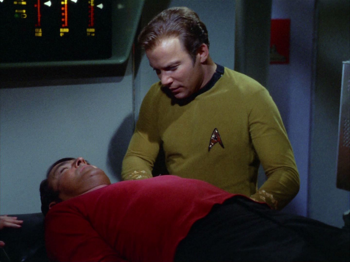 ariane179254_StarTrek_2x03_TheChangeling_0824.jpg