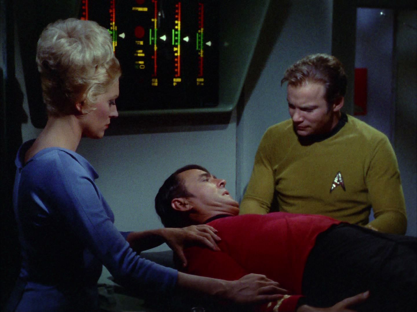 ariane179254_StarTrek_2x03_TheChangeling_0846.jpg