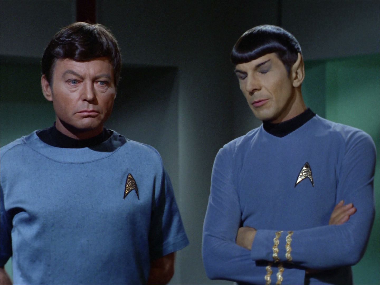 ariane179254_StarTrek_2x03_TheChangeling_0852.jpg