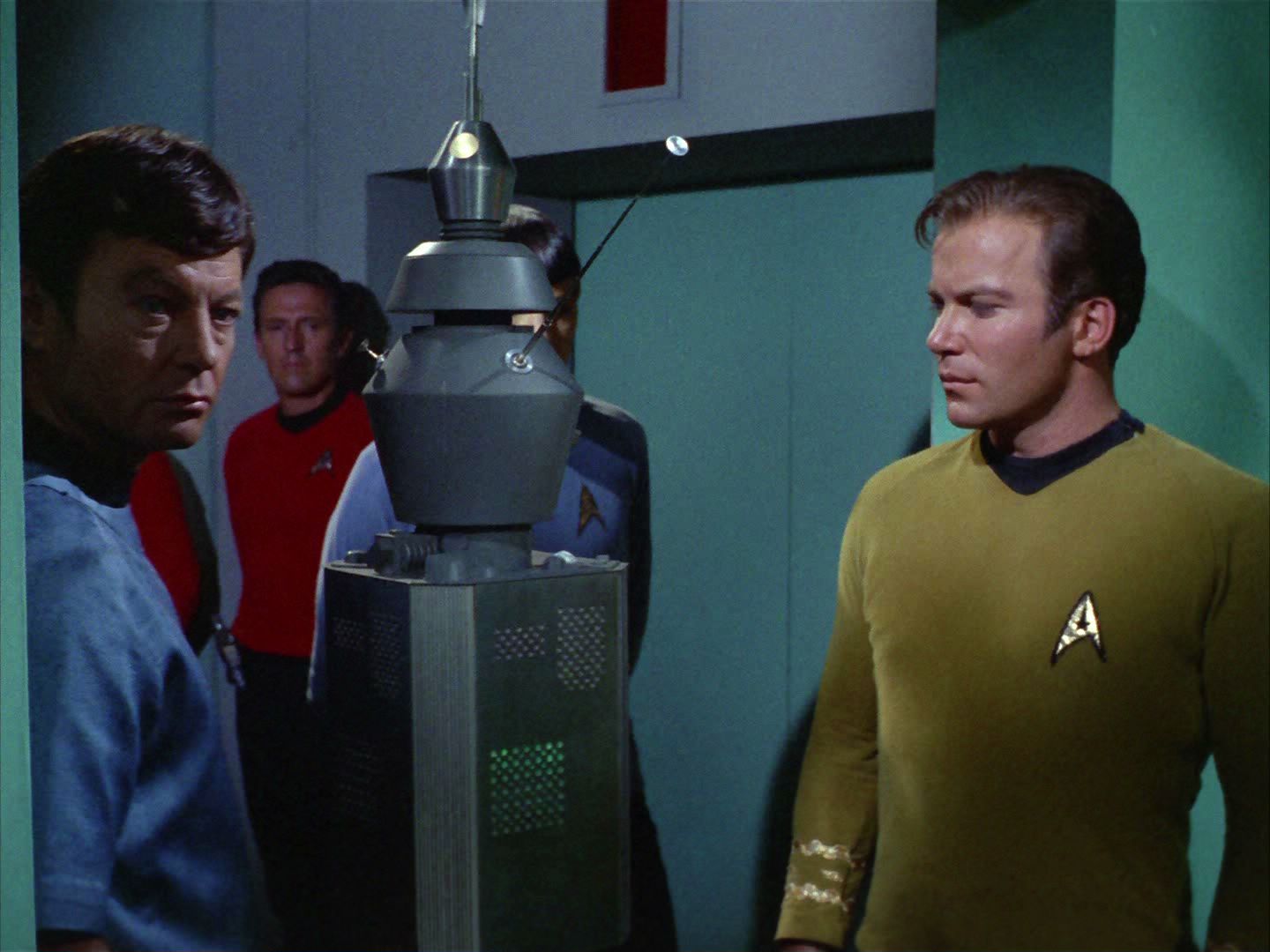 ariane179254_StarTrek_2x03_TheChangeling_0863.jpg