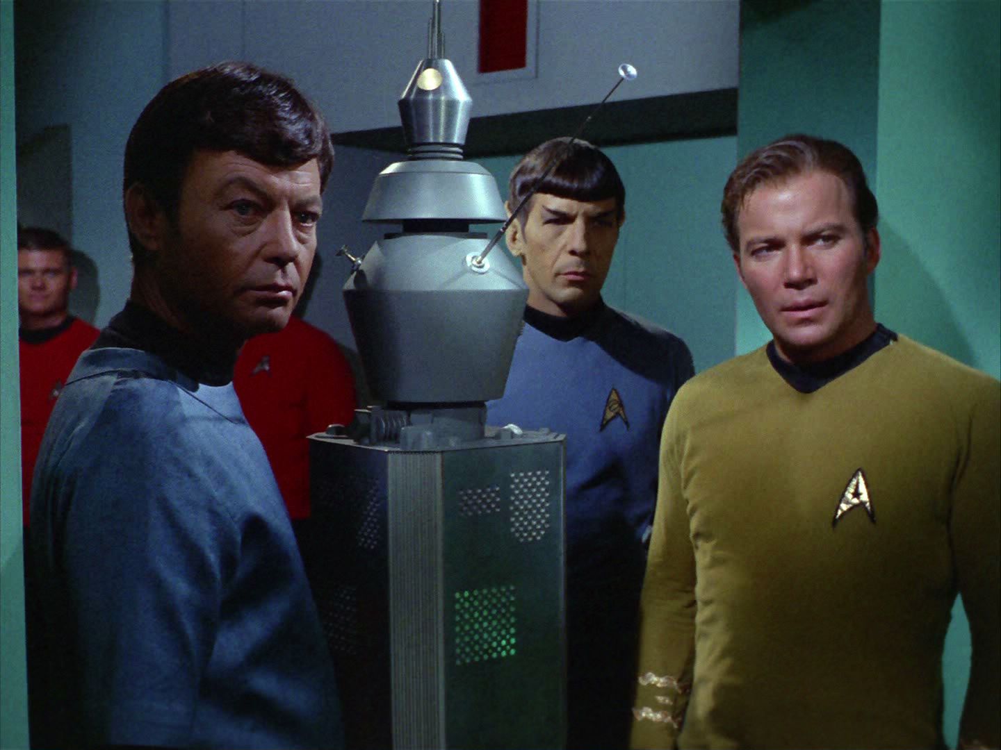 ariane179254_StarTrek_2x03_TheChangeling_0865.jpg