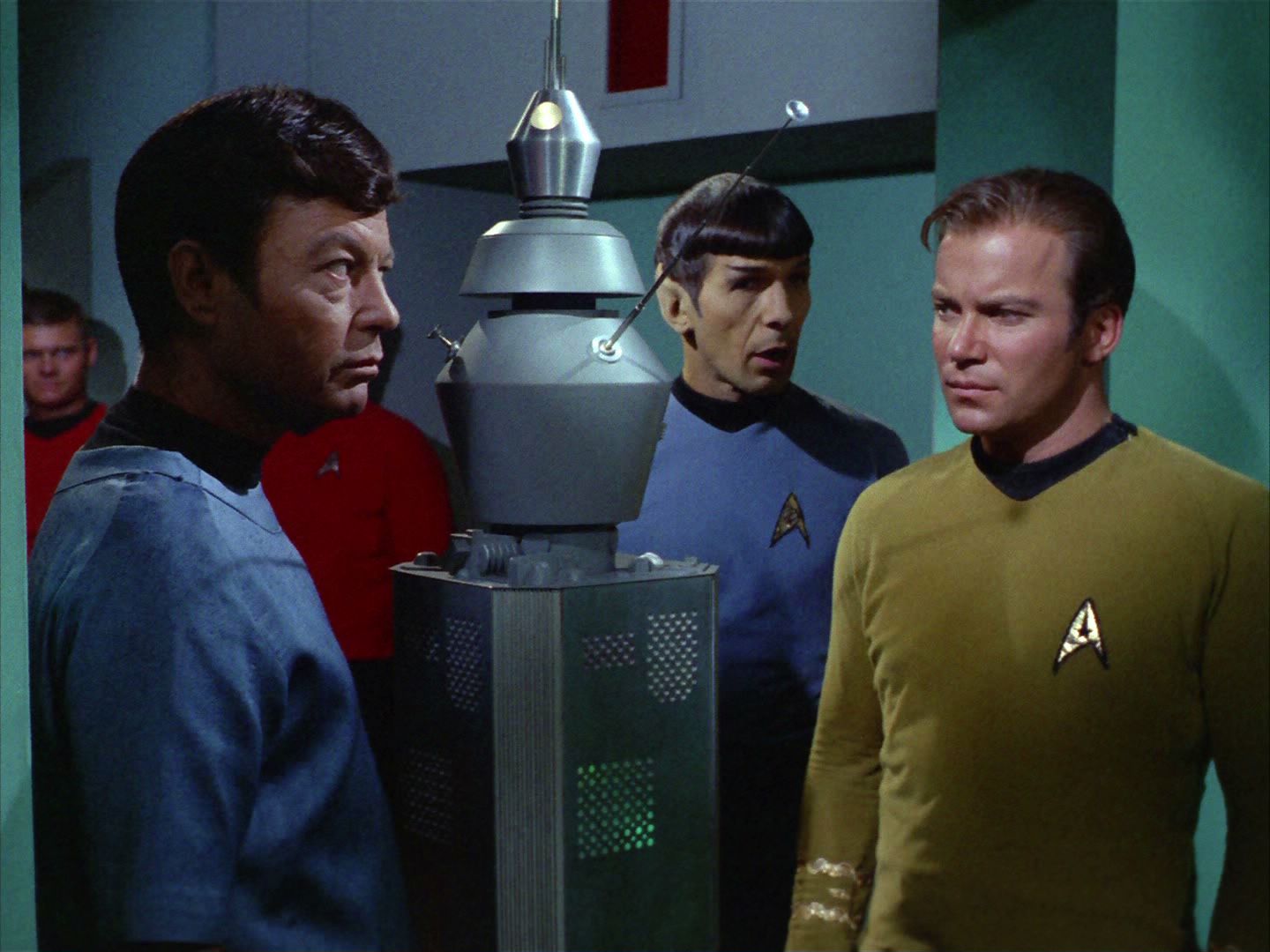 ariane179254_StarTrek_2x03_TheChangeling_0874.jpg