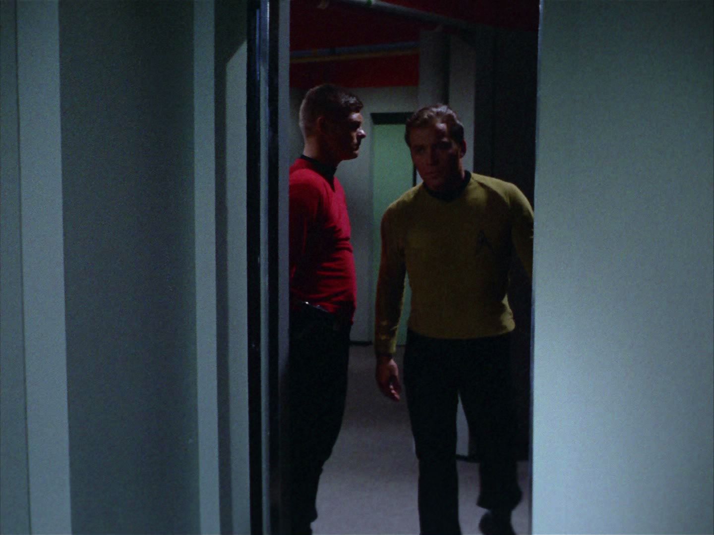 ariane179254_StarTrek_2x03_TheChangeling_0907.jpg