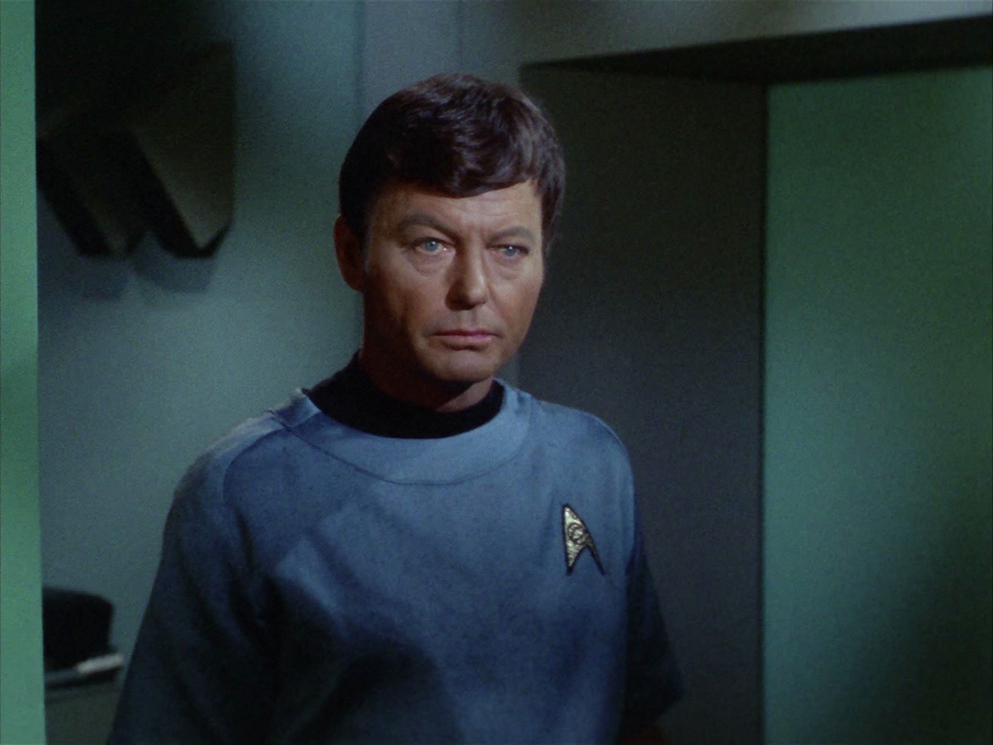 ariane179254_StarTrek_2x03_TheChangeling_0949.jpg