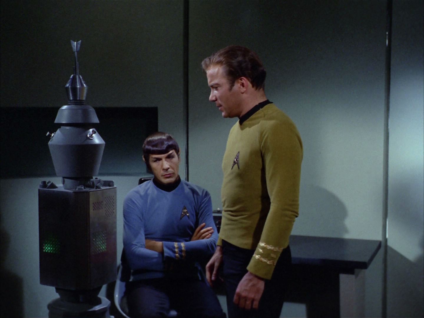 ariane179254_StarTrek_2x03_TheChangeling_0997.jpg