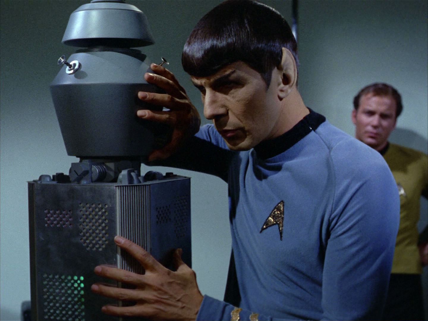 ariane179254_StarTrek_2x03_TheChangeling_1015.jpg
