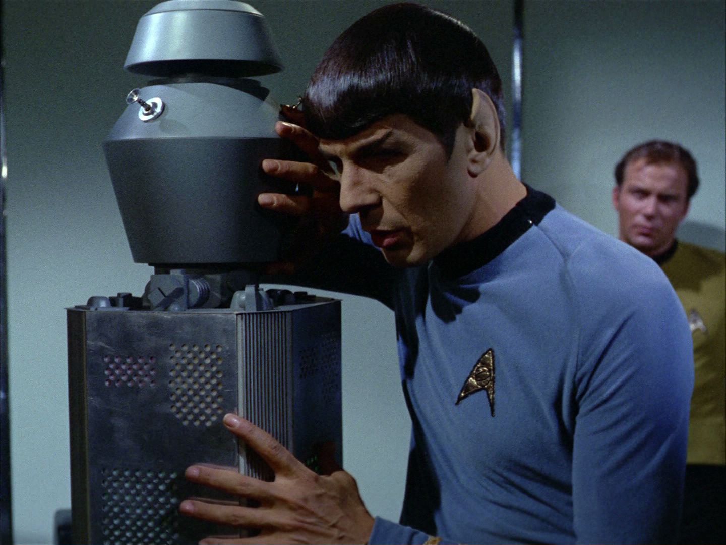 ariane179254_StarTrek_2x03_TheChangeling_1020.jpg