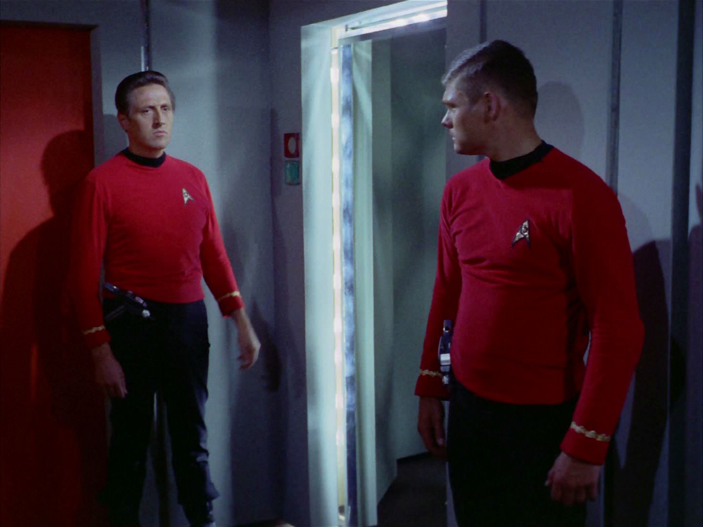 ariane179254_StarTrek_2x03_TheChangeling_1061.jpg