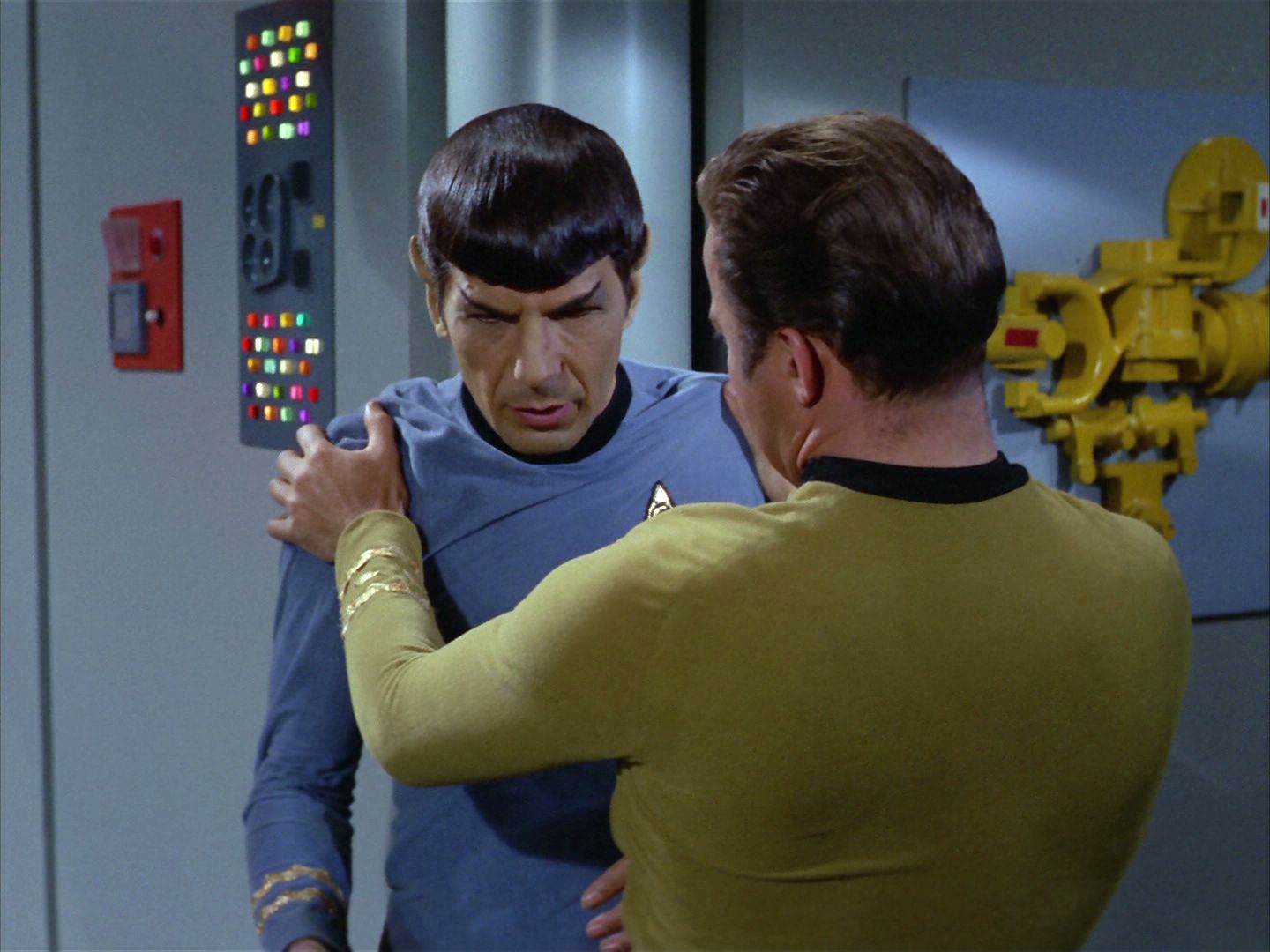 ariane179254_StarTrek_2x03_TheChangeling_1070.jpg
