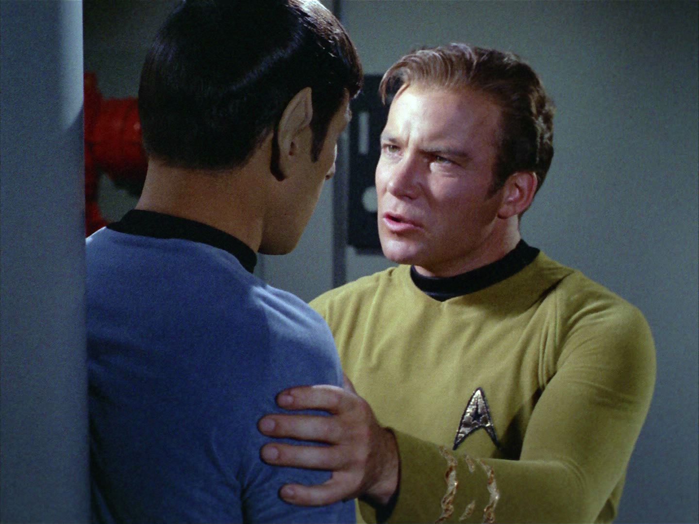 ariane179254_StarTrek_2x03_TheChangeling_1073.jpg