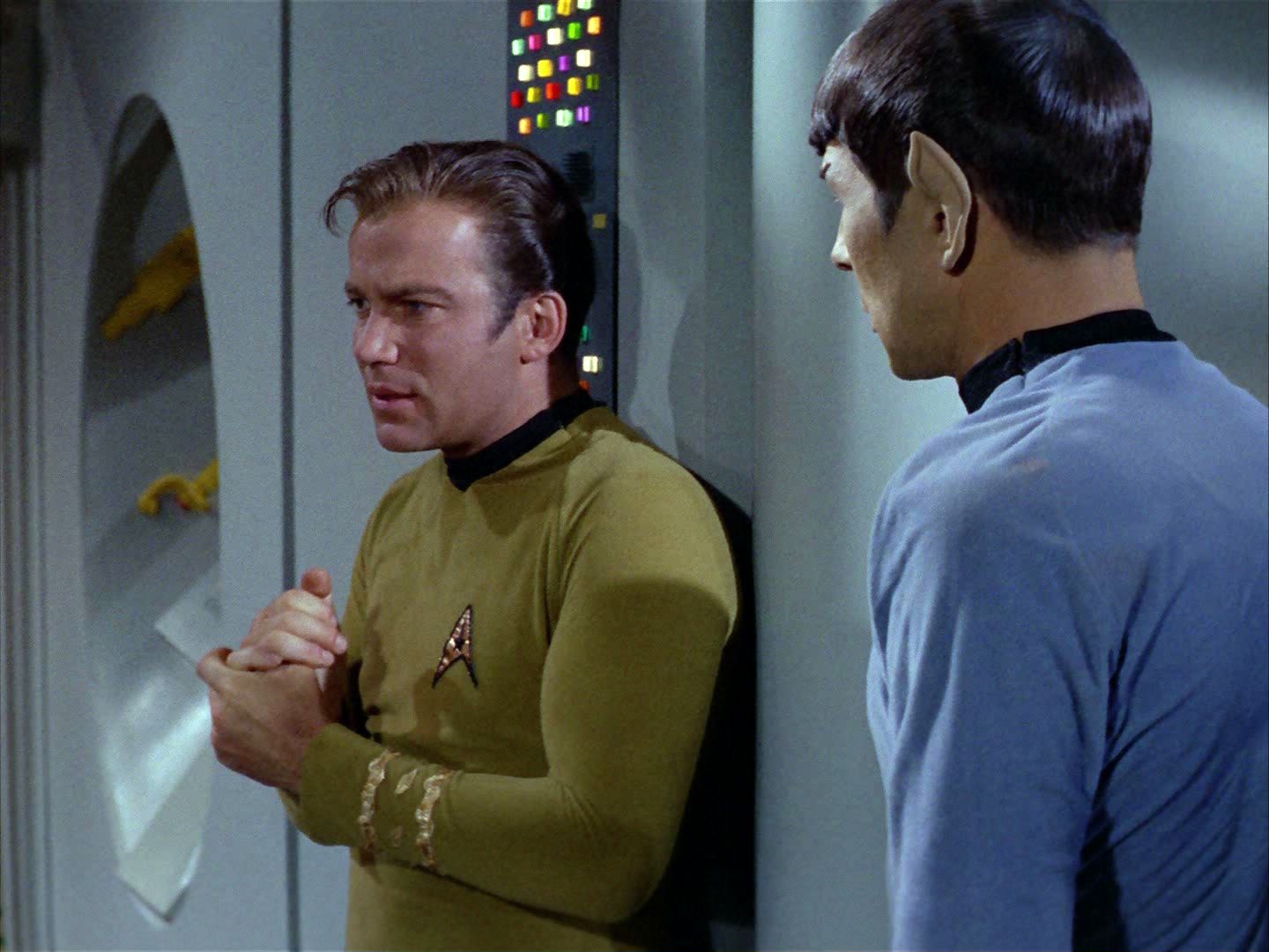 ariane179254_StarTrek_2x03_TheChangeling_1109.jpg