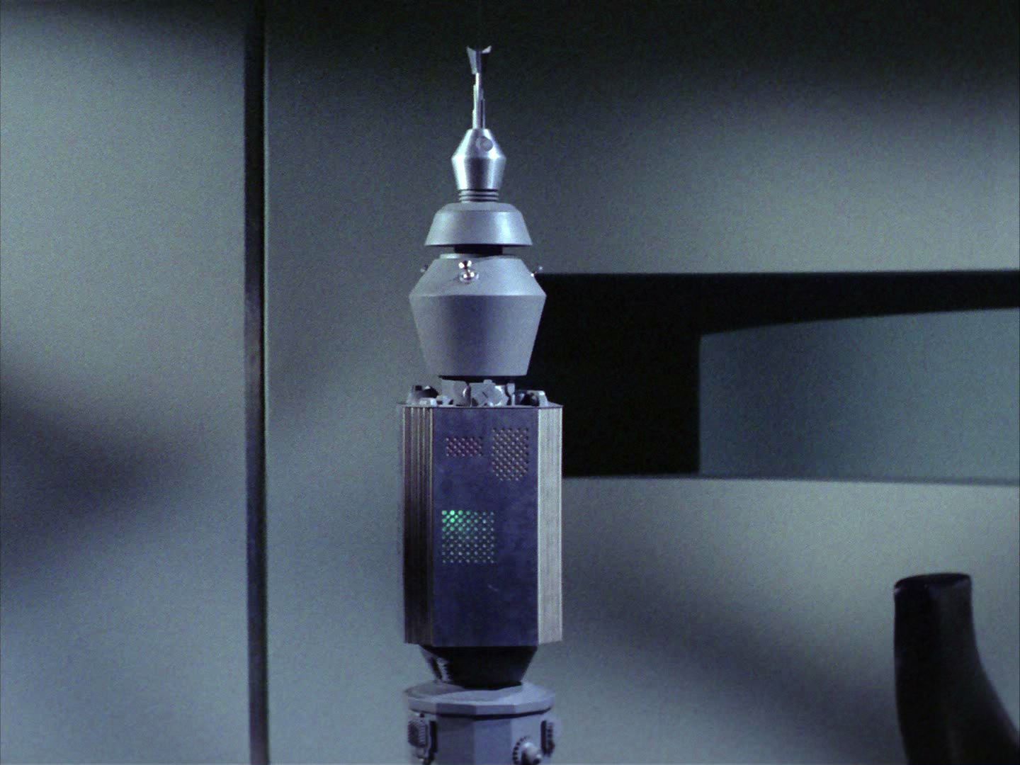 ariane179254_StarTrek_2x03_TheChangeling_1121.jpg