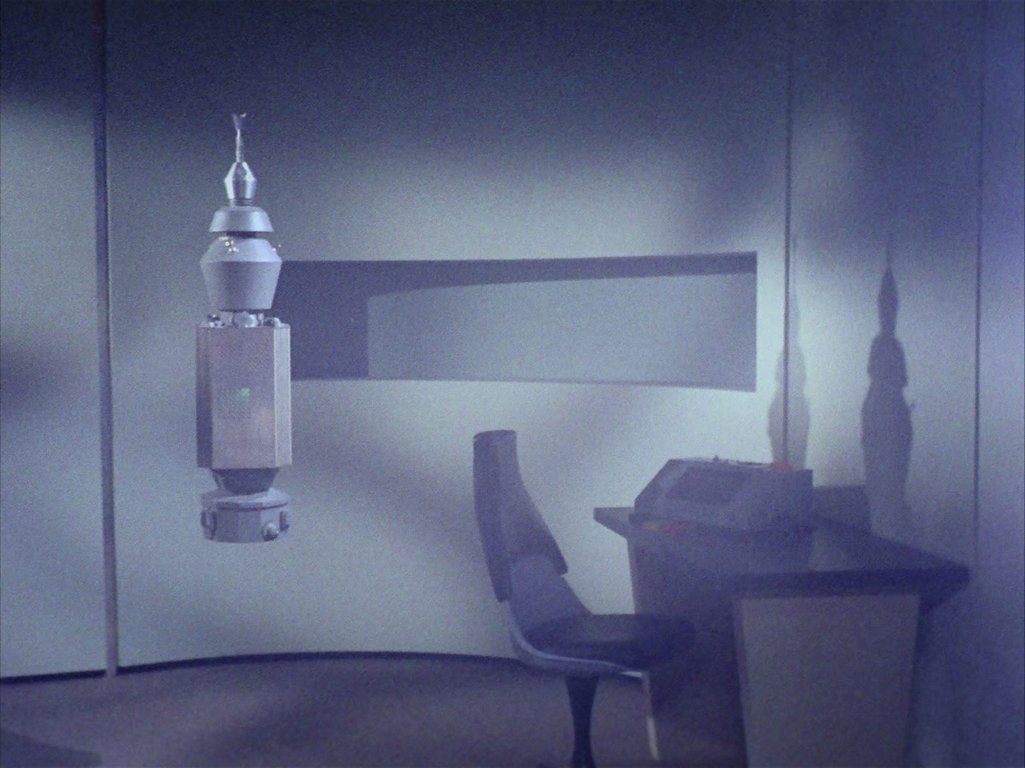 ariane179254_StarTrek_2x03_TheChangeling_1122.jpg
