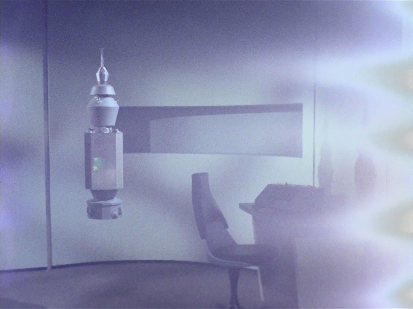 ariane179254_StarTrek_2x03_TheChangeling_1123.jpg