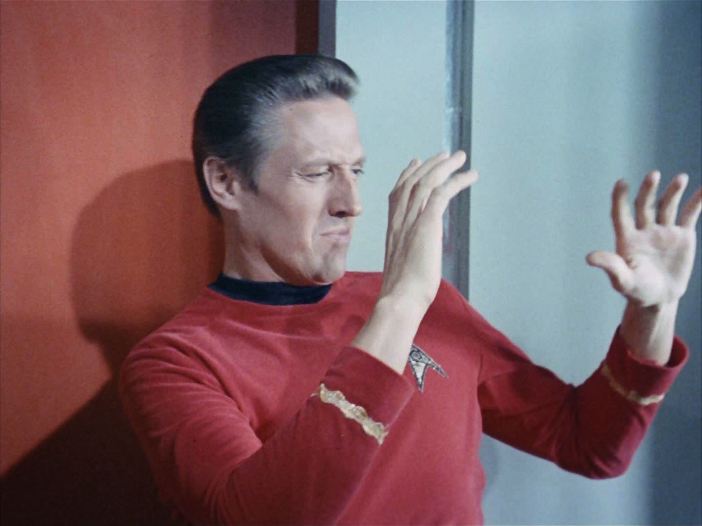 ariane179254_StarTrek_2x03_TheChangeling_1127.jpg
