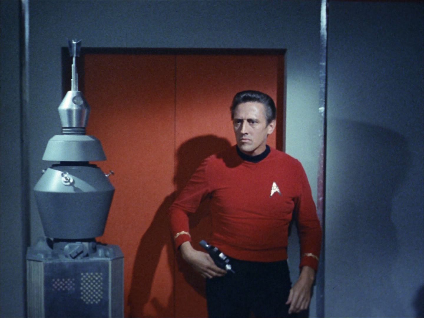ariane179254_StarTrek_2x03_TheChangeling_1129.jpg