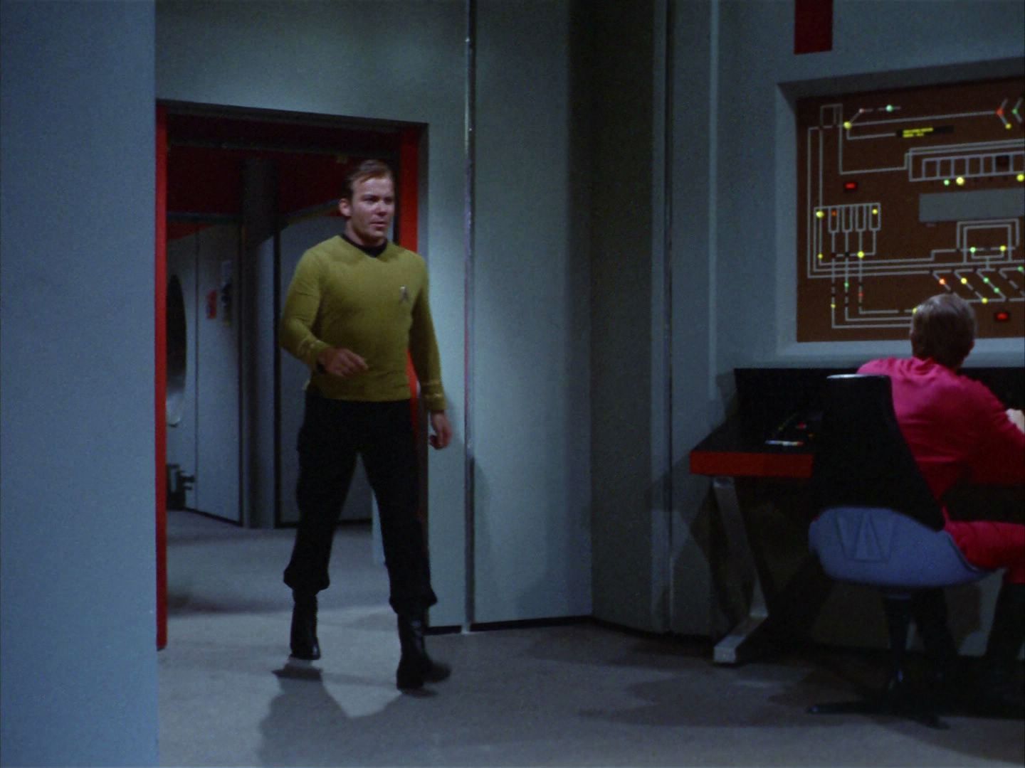 ariane179254_StarTrek_2x03_TheChangeling_1161.jpg