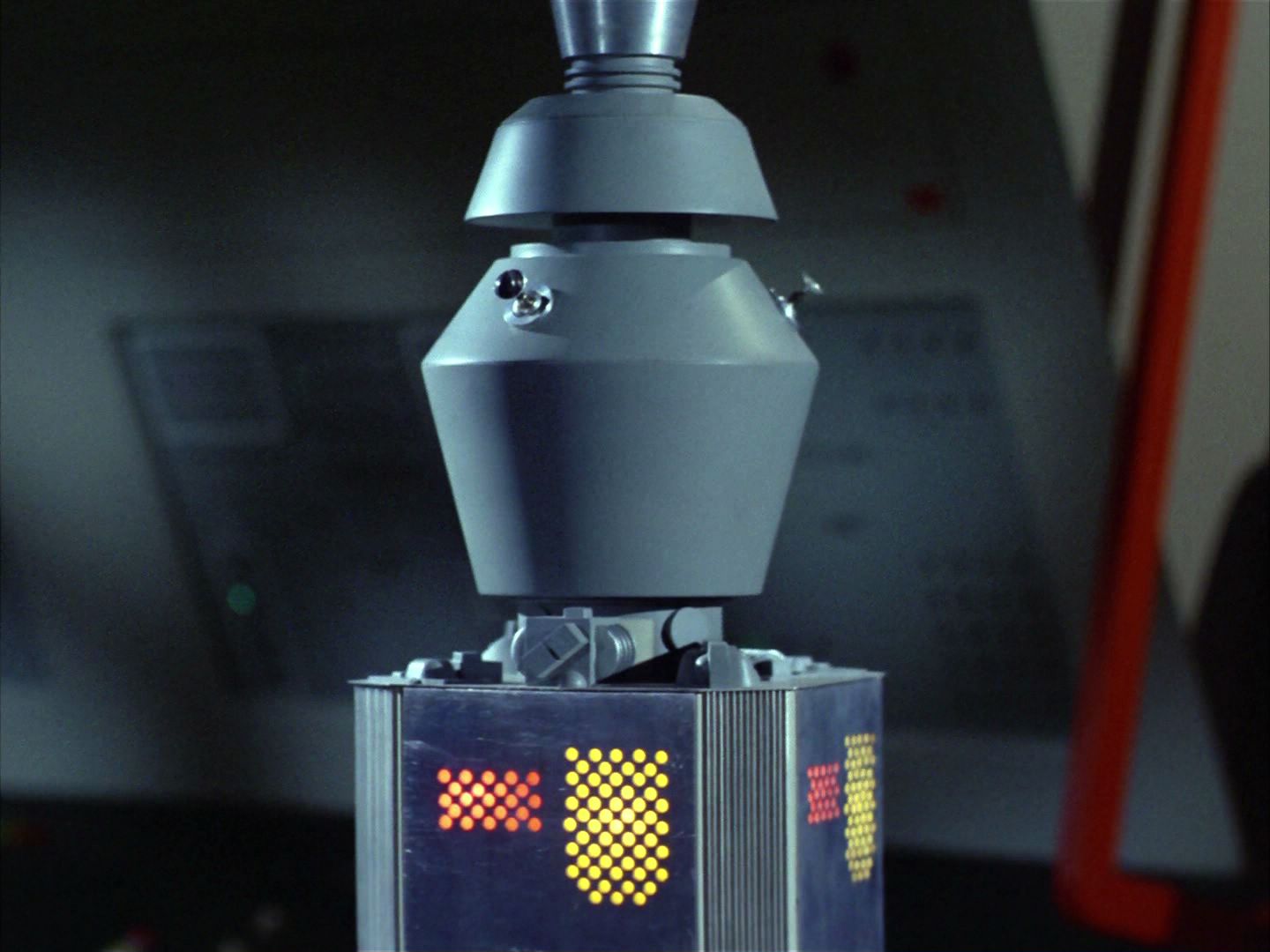 ariane179254_StarTrek_2x03_TheChangeling_1168.jpg