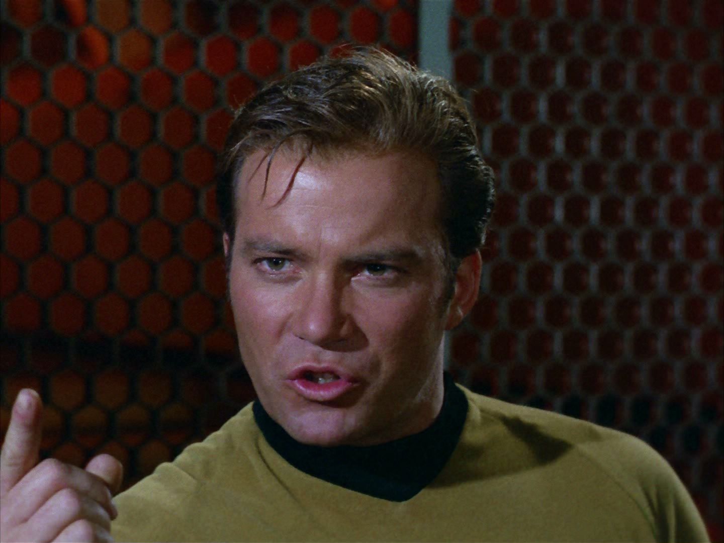 ariane179254_StarTrek_2x03_TheChangeling_1174.jpg