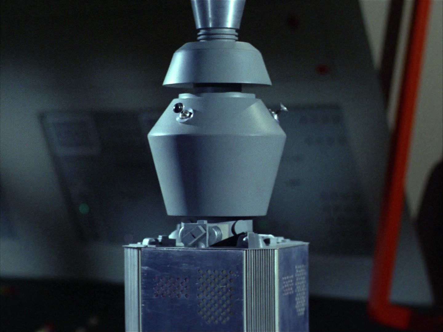ariane179254_StarTrek_2x03_TheChangeling_1177.jpg