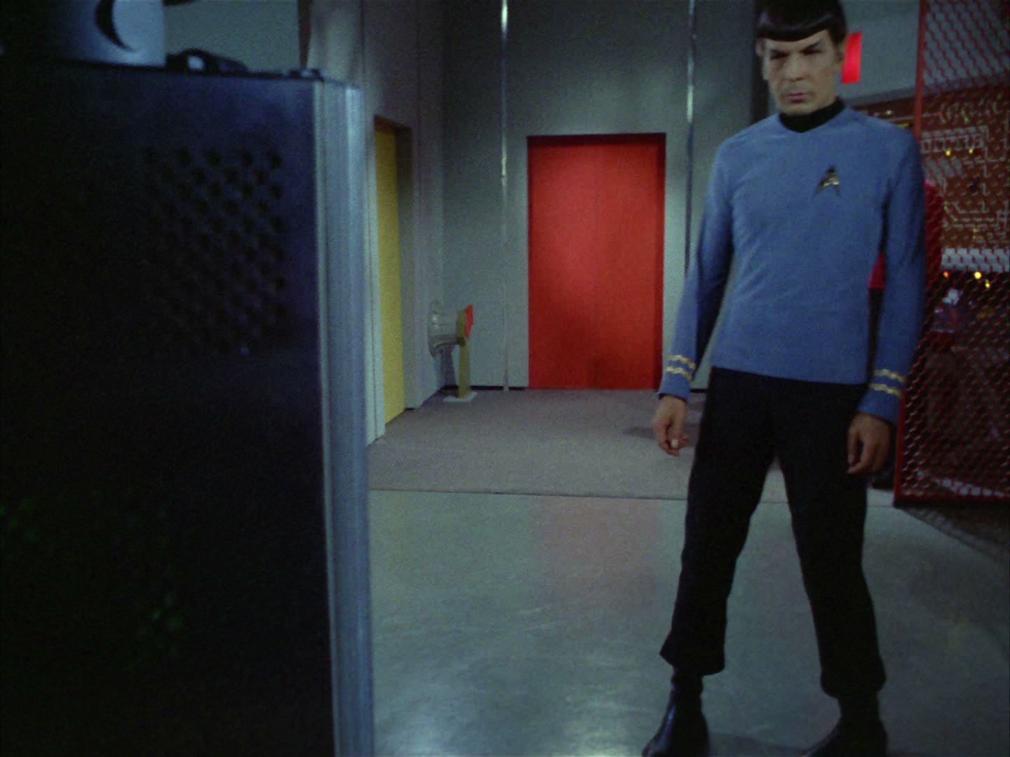 ariane179254_StarTrek_2x03_TheChangeling_1189.jpg