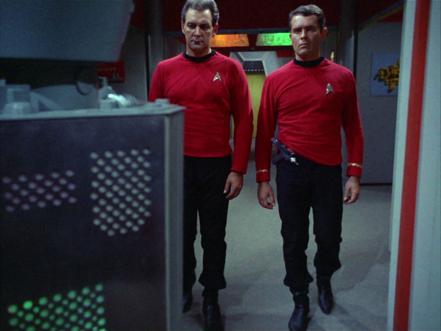ariane179254_StarTrek_2x03_TheChangeling_1195.jpg