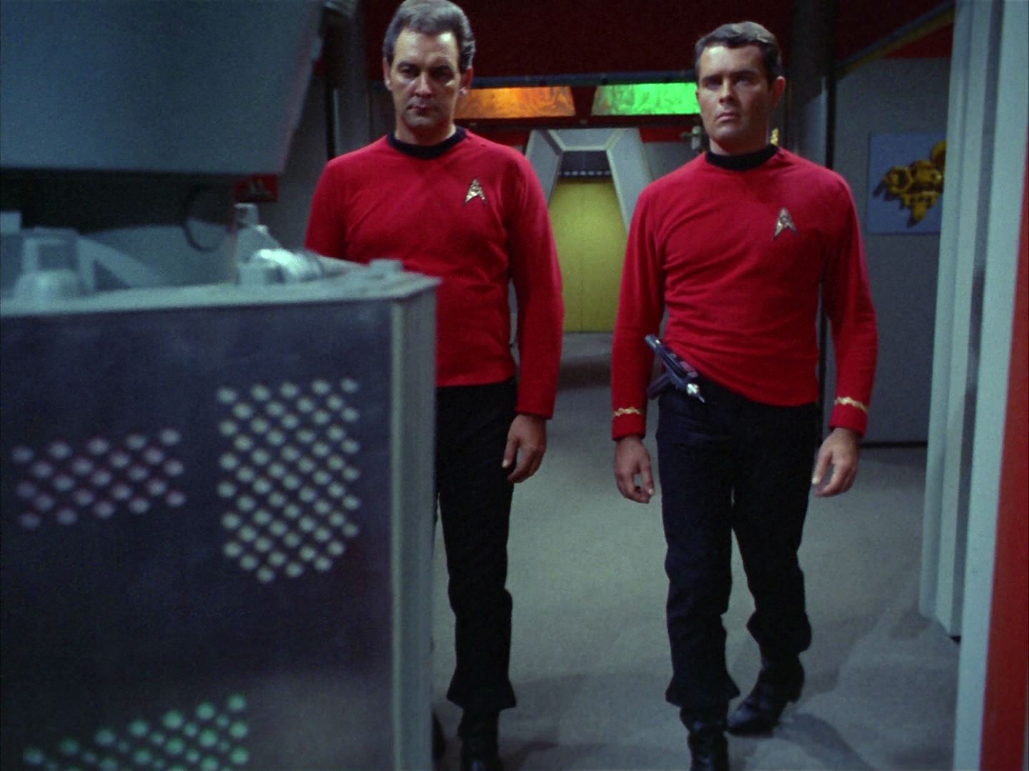 ariane179254_StarTrek_2x03_TheChangeling_1196.jpg