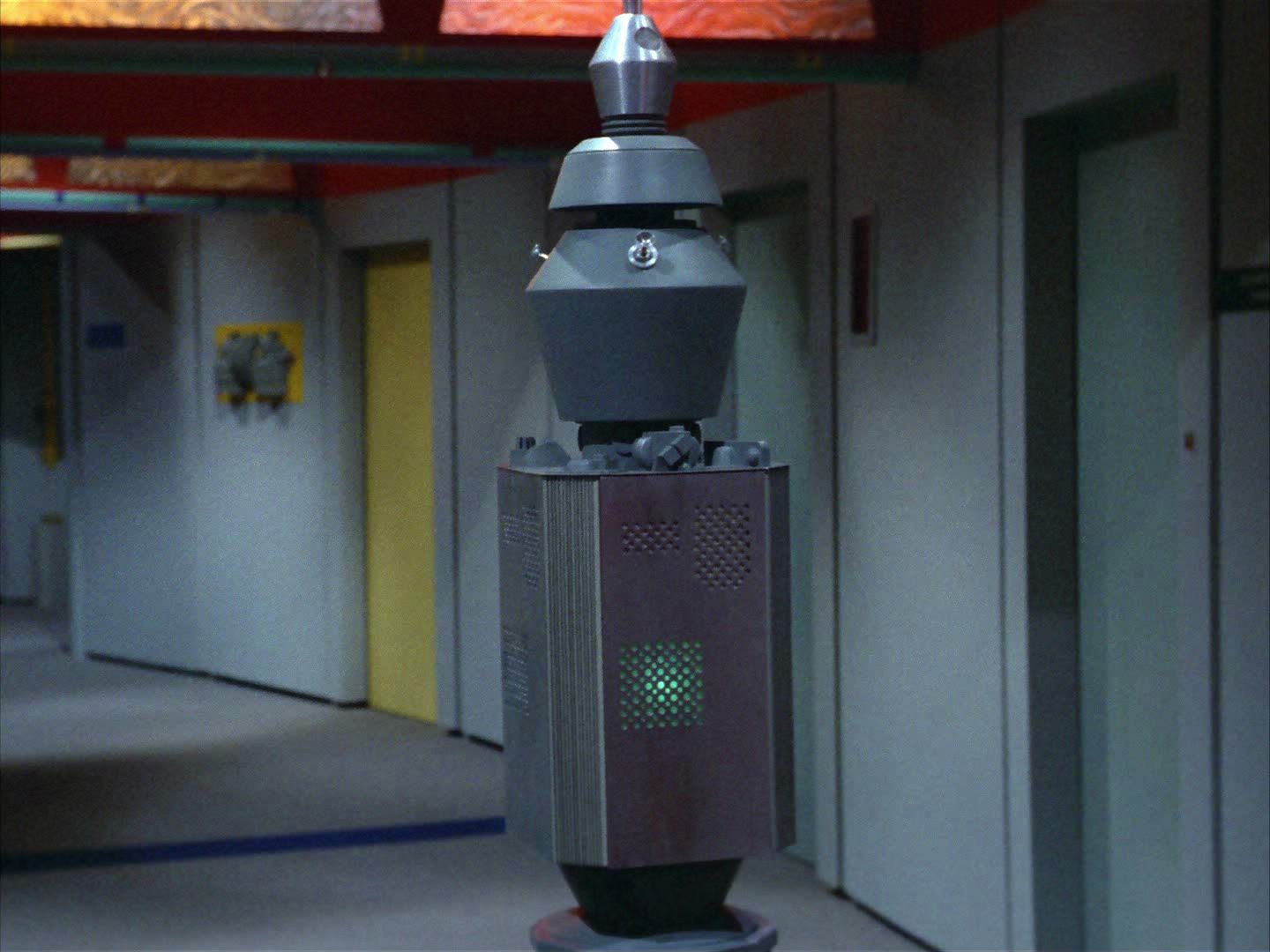 ariane179254_StarTrek_2x03_TheChangeling_1243.jpg