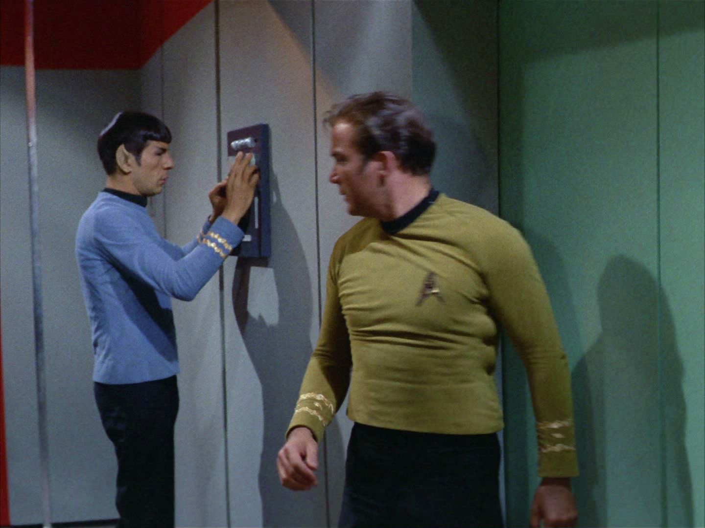 ariane179254_StarTrek_2x03_TheChangeling_1250.jpg