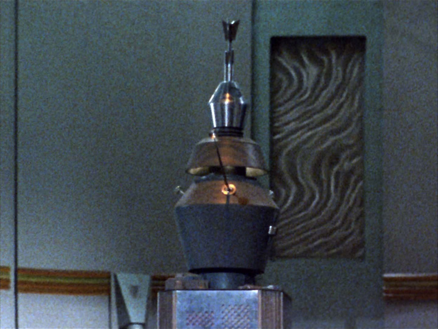 ariane179254_StarTrek_2x03_TheChangeling_1252.jpg