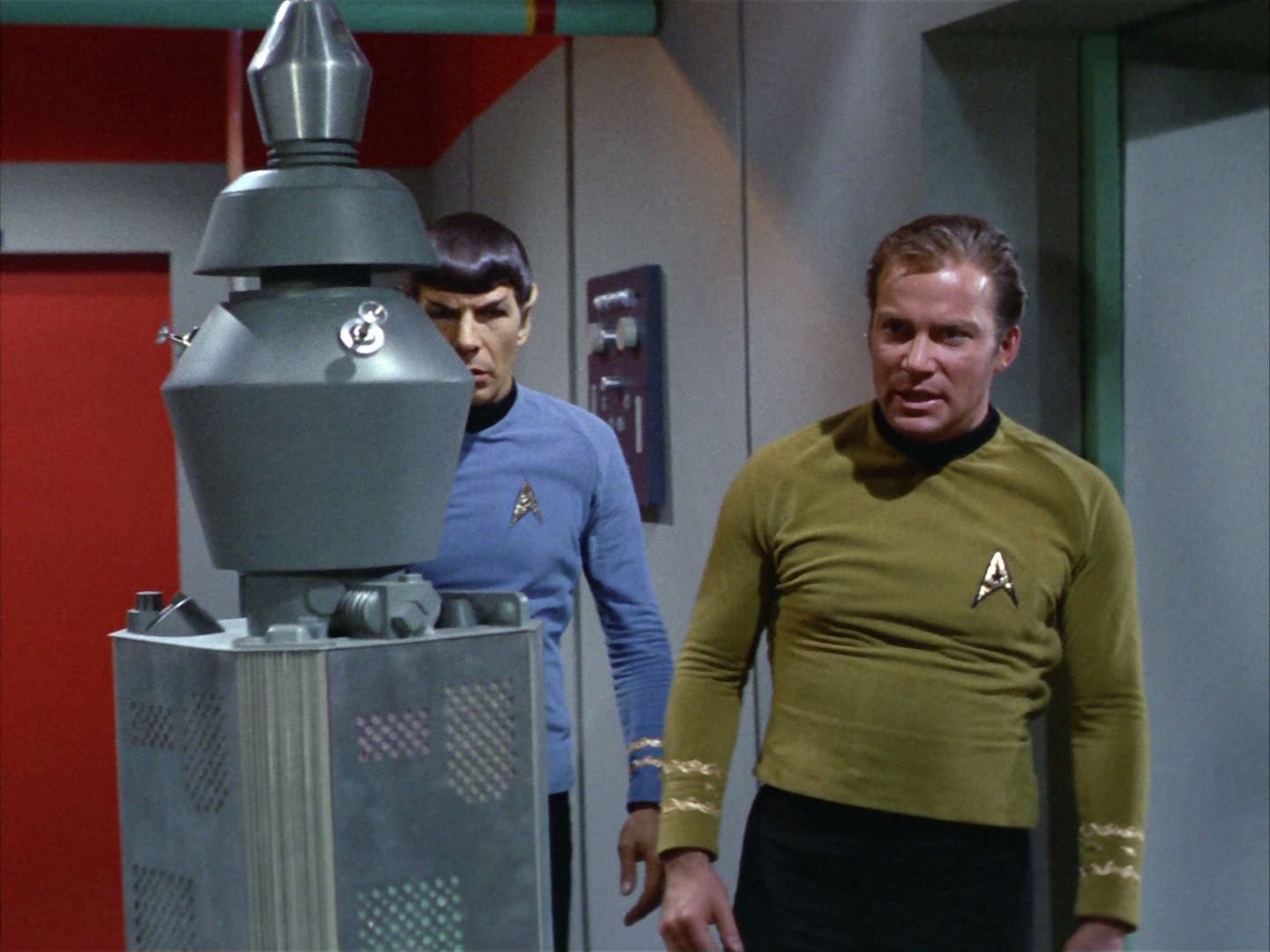 ariane179254_StarTrek_2x03_TheChangeling_1256.jpg