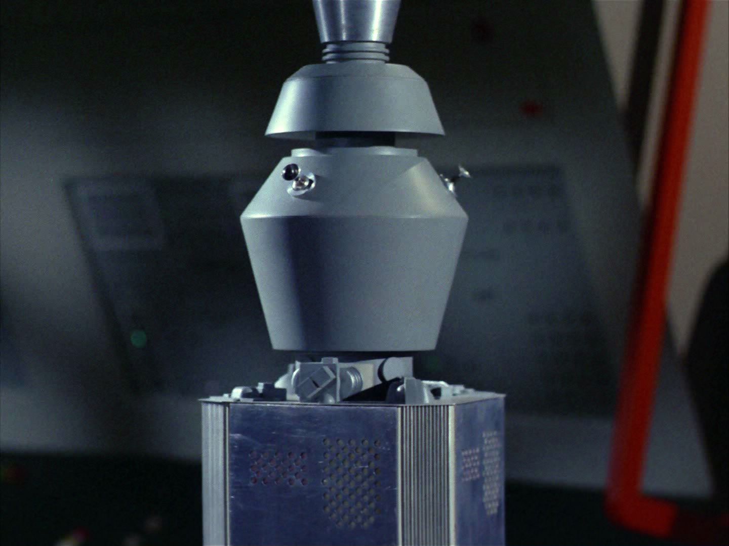 ariane179254_StarTrek_2x03_TheChangeling_1297.jpg