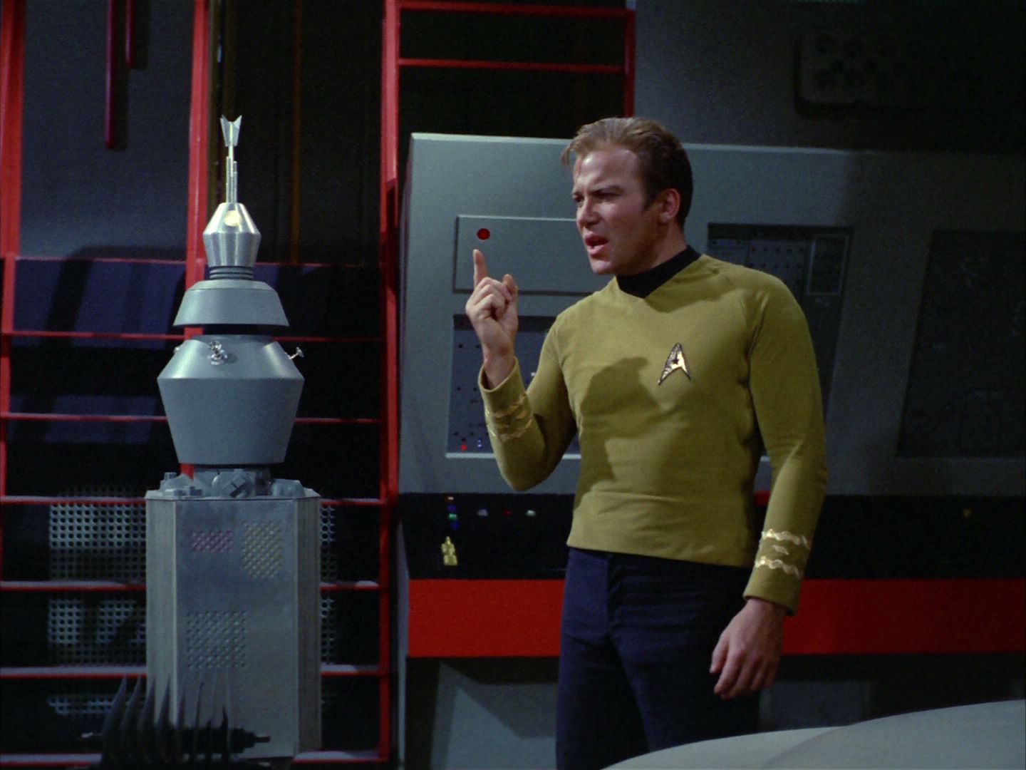ariane179254_StarTrek_2x03_TheChangeling_1318.jpg