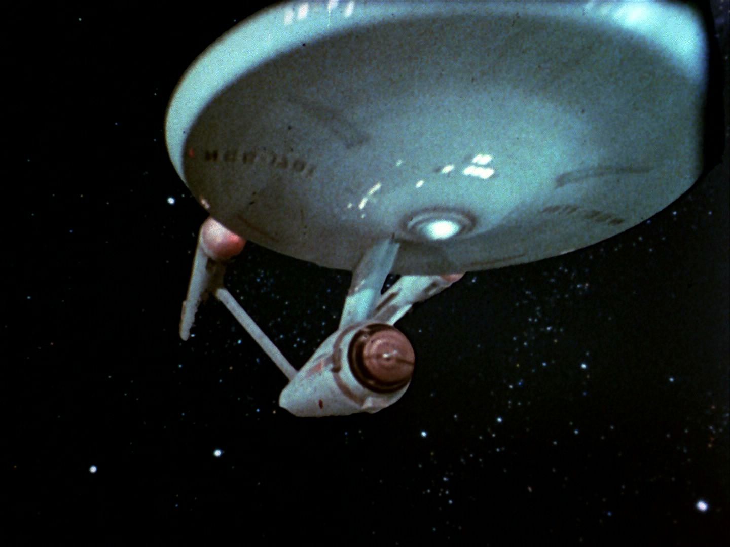 ariane179254_StarTrek_2x03_TheChangeling_1377.jpg