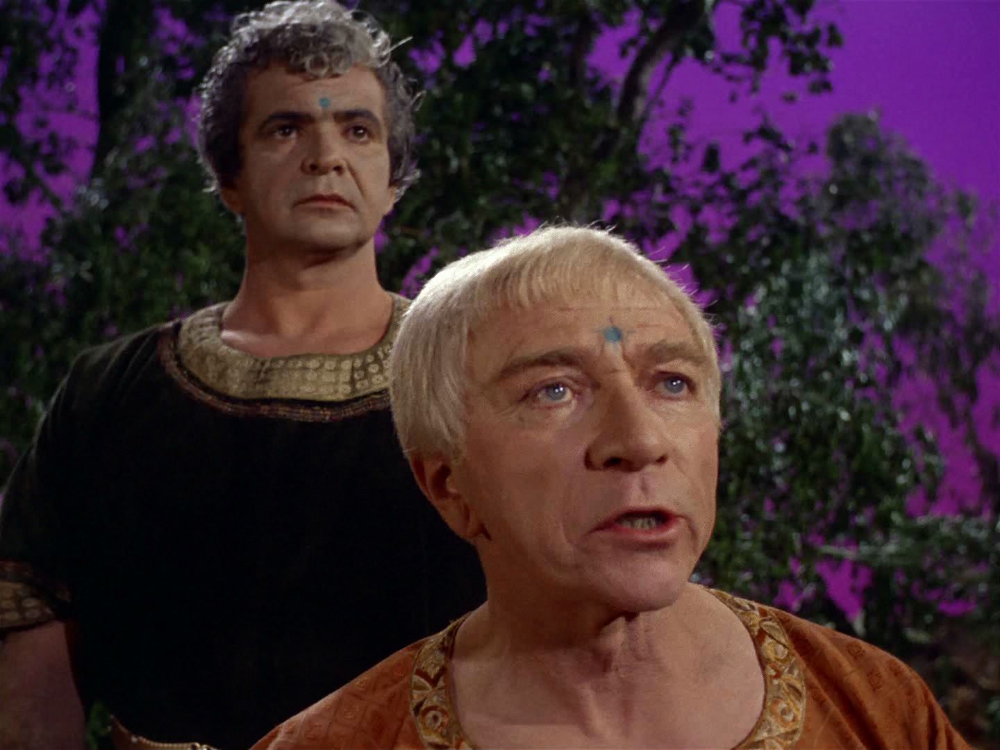 ariane179254_StarTrek_2x04_MirrorMirror_0005.jpg