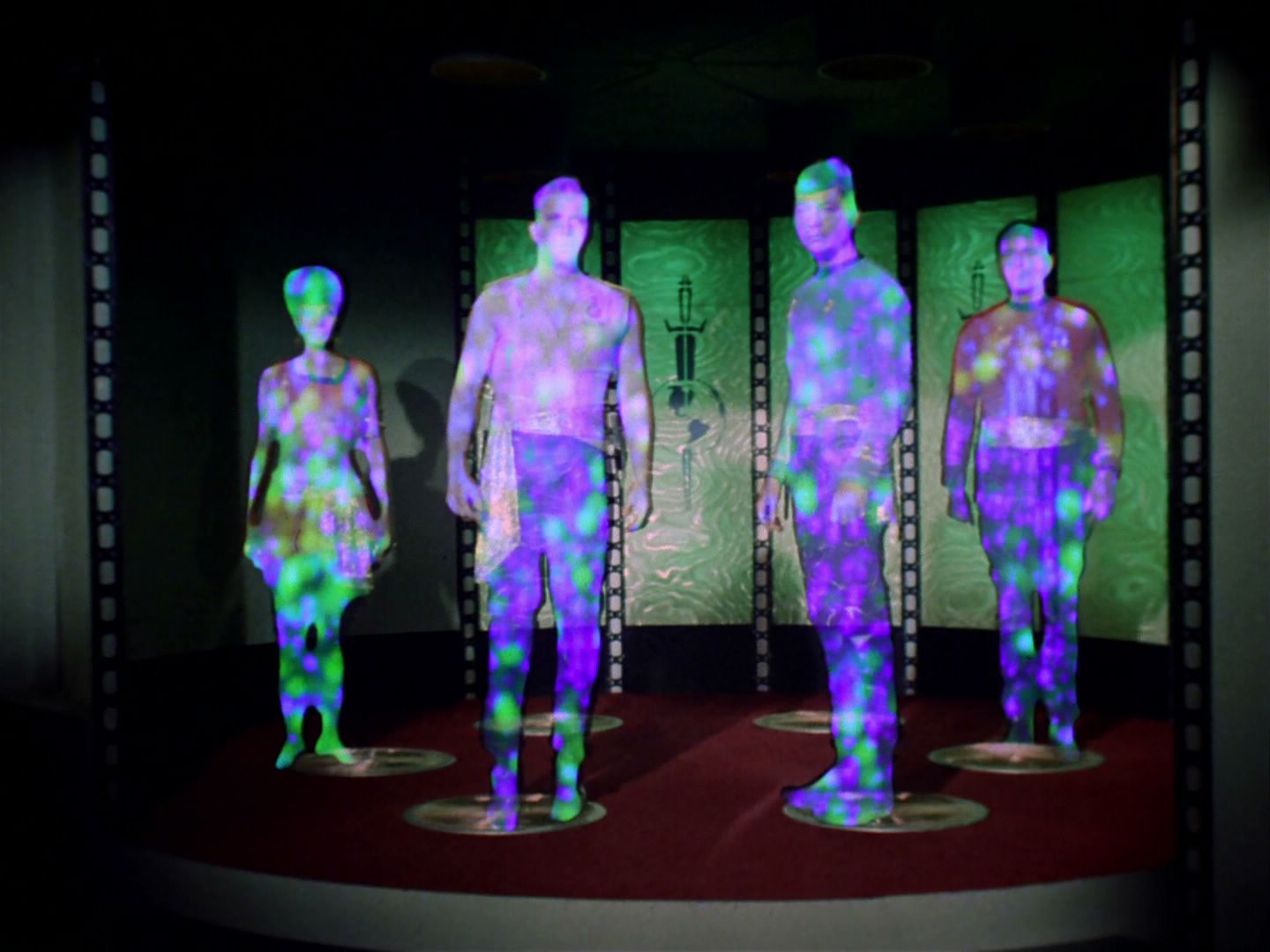 ariane179254_StarTrek_2x04_MirrorMirror_0068.jpg