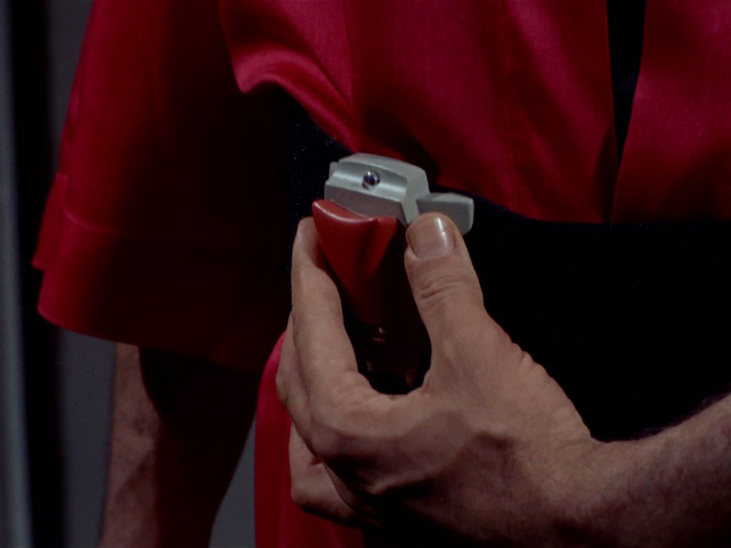 ariane179254_StarTrek_2x04_MirrorMirror_0116.jpg