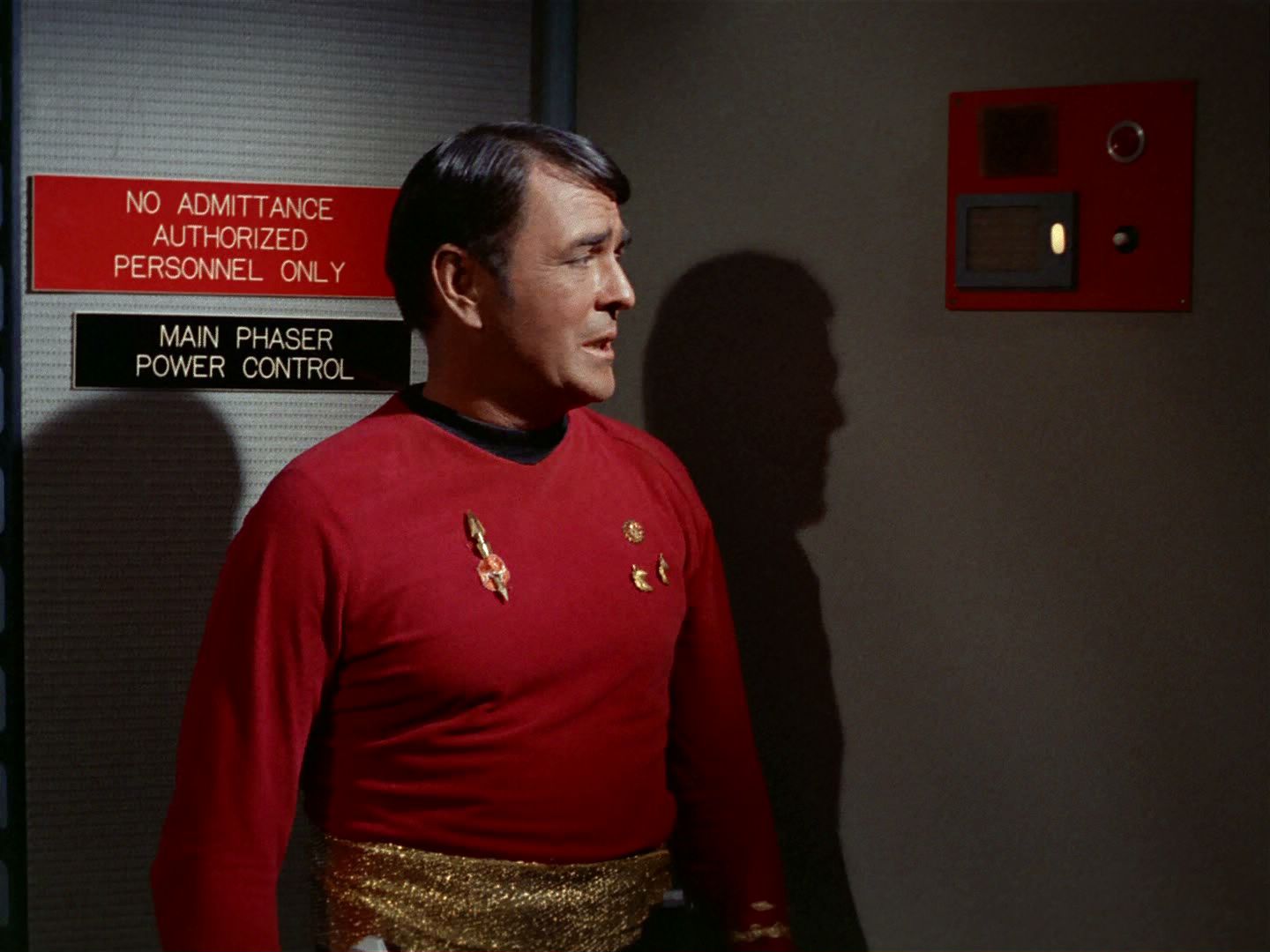 ariane179254_StarTrek_2x04_MirrorMirror_0325.jpg