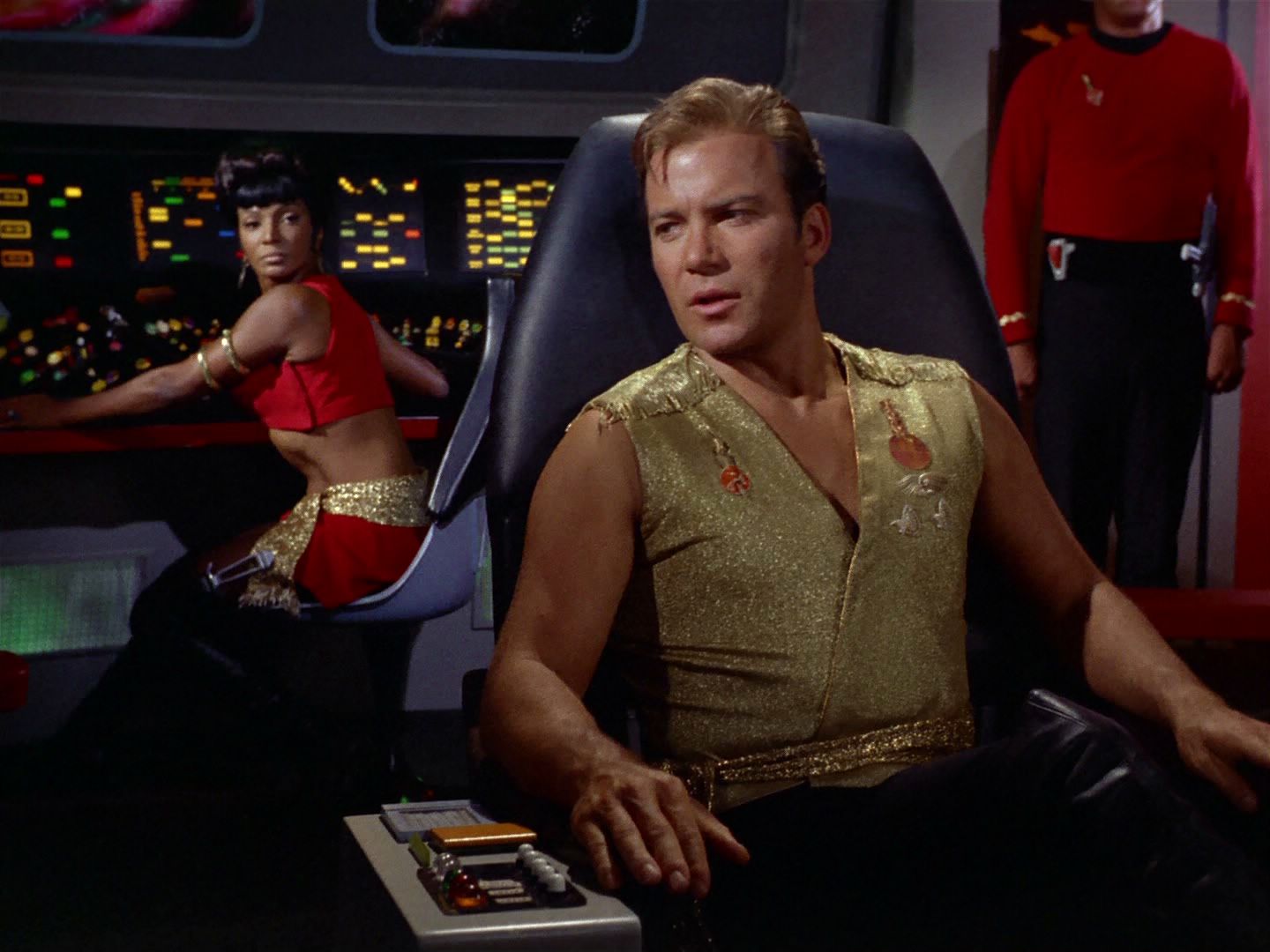 ariane179254_StarTrek_2x04_MirrorMirror_0337.jpg
